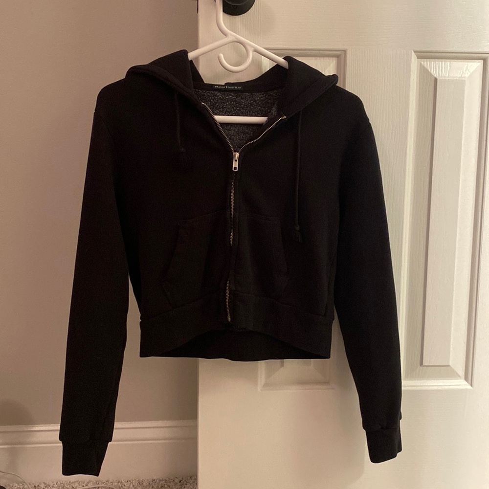Brandy Melville cropped zip up hoodie